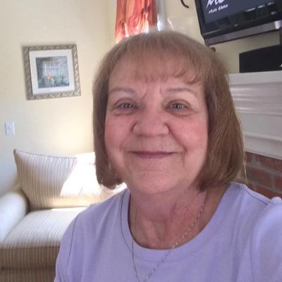 Profile Picture of Karen Gendron (@grandma_kk_) on Twitter