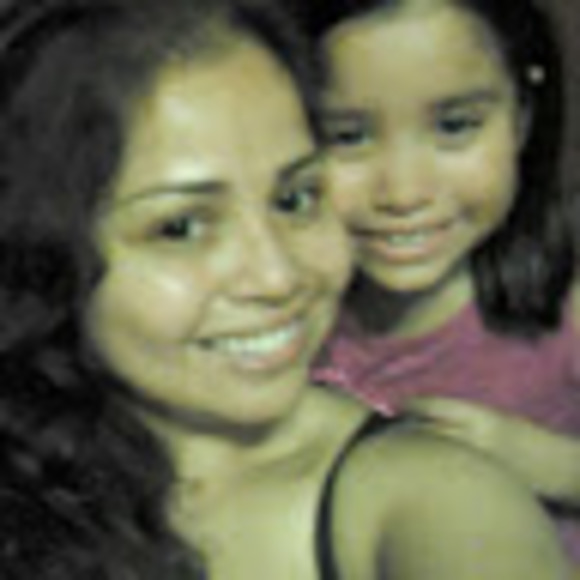 Profile Picture of Veronica Frausto (@verofrausto77) on Poshmark