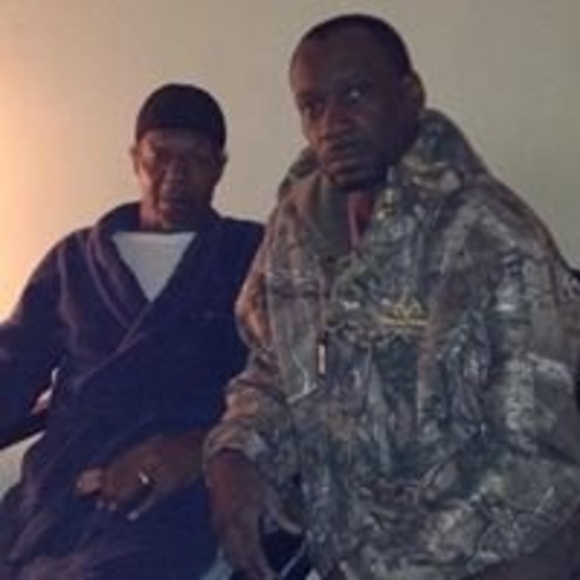 Profile Picture of John Chase (@johnchase743) on Poshmark