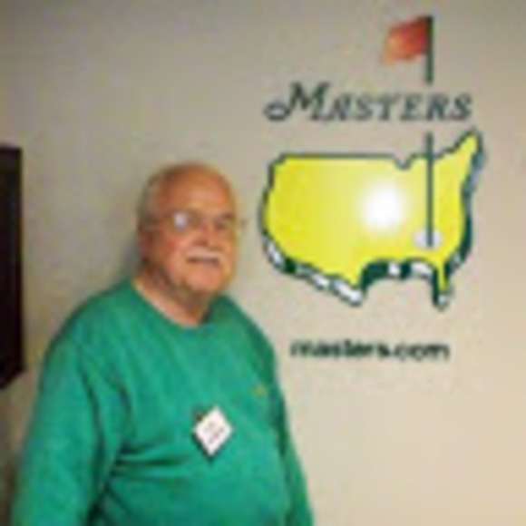 Profile Picture of Eddie Larsen (@mariad114g) on Poshmark