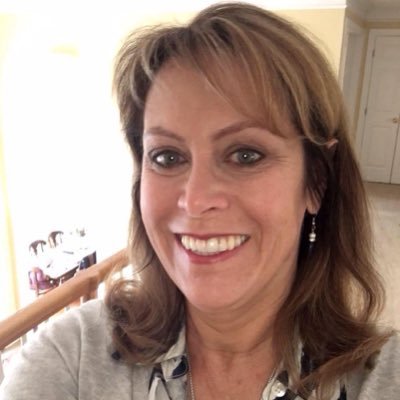 Profile Picture of BL (@BethLudwig) on Twitter