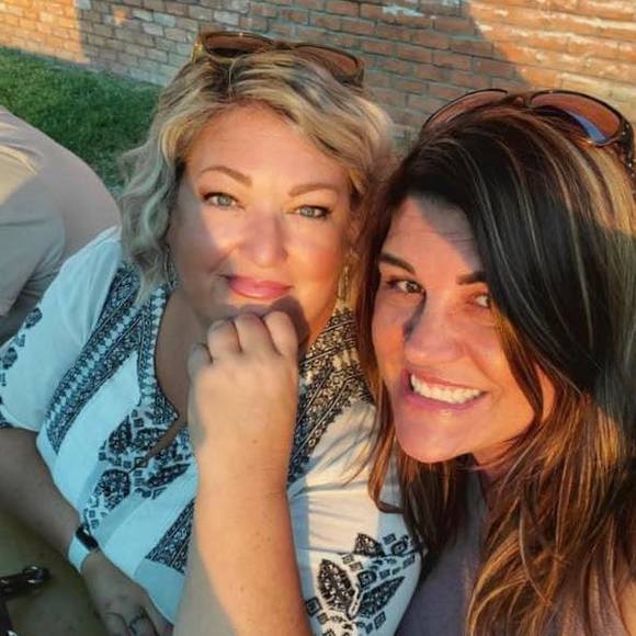 Profile Picture of Erin Follbaum-clough (@lupush8r) on Poshmark