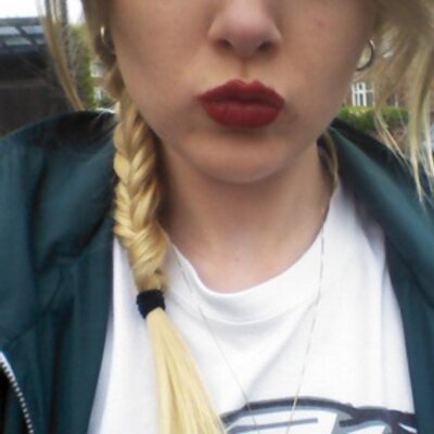 Profile Picture of Camille † (@camille_thorpe) on Twitter