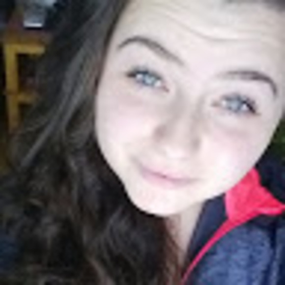 Profile Picture of Jessyca Pilotte (@jesspilotte) on Poshmark