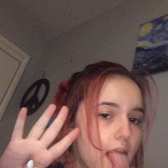 Profile Picture of Carrie Edwards (@carrie.edwards44) on Tiktok