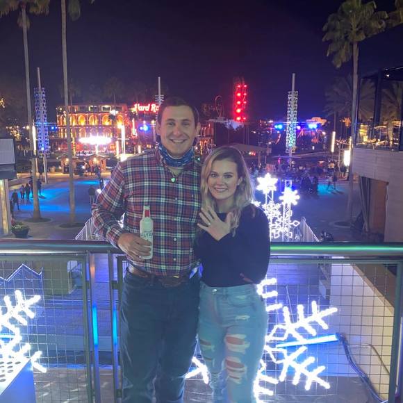 Profile Picture of Bailey Devries (@bdev01) on Poshmark