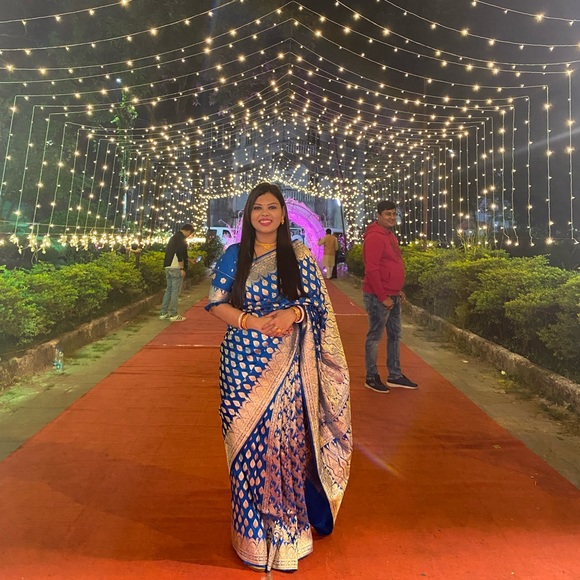 Profile Picture of Seema Mukherjee (@seema_mukherjee) on Poshmark