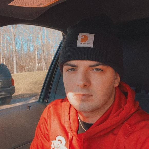 Profile Picture of Justin Sizemore (@mcso5321) on Poshmark