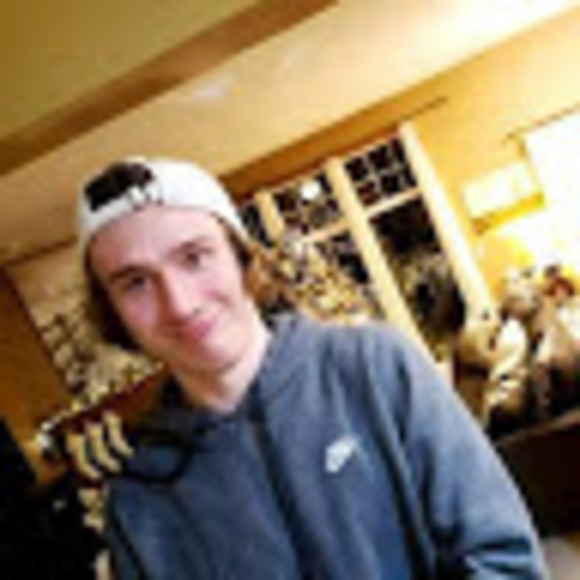 Profile Picture of Igor Perepechkin (@igorperepechkin) on Poshmark