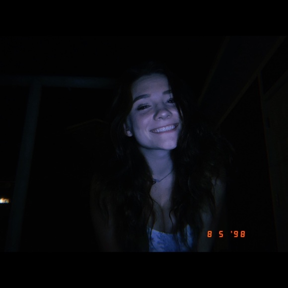 Profile Picture of Justine Stroede (@luv_straighto) on Poshmark