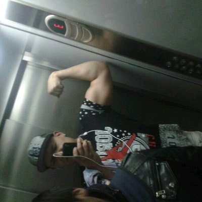 Profile Picture of Joshua Palacios Wolf (@mIStREr_BeAr) on Twitter