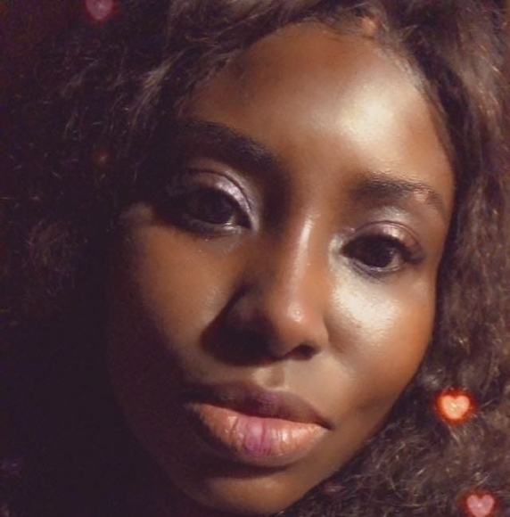 Profile Picture of Leona Kempf (@leona4021) on Poshmark