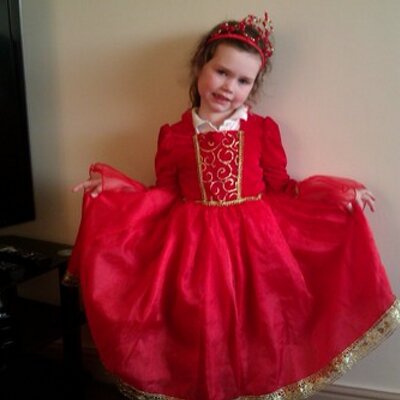 Profile Picture of Amanda Swire (@nanamandie) on Twitter