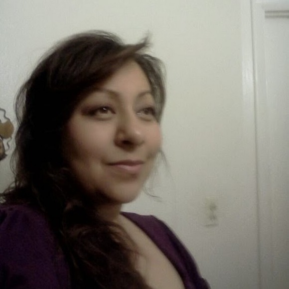 Profile Picture of Norma Rivera (@amrongomez) on Poshmark