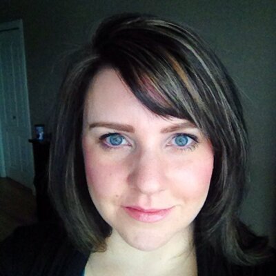 Profile Picture of Laurie Wirth (@TheChargeNurse) on Twitter