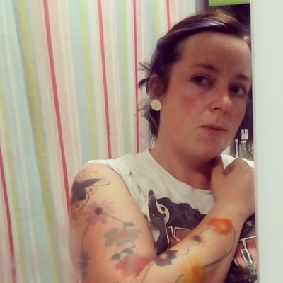 Profile Picture of Jo Lockwood (@jo_lockwood) on Twitter