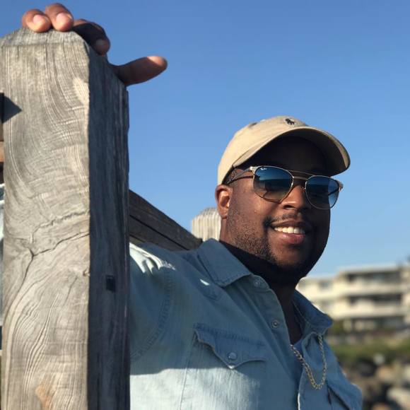 Profile Picture of Johnathan Kimbrough (@johnathankimbro) on Poshmark