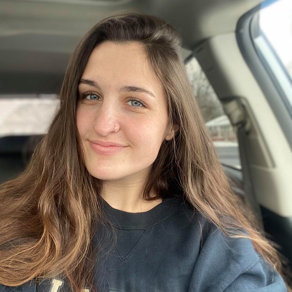 Profile Picture of Amber Tickle (@atickle713) on Poshmark