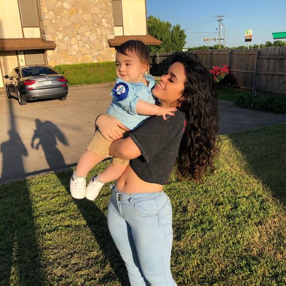 Sisera Elandria - Poshmark Profile Picture of Sisera Elandria (@sisera) on Poshmark