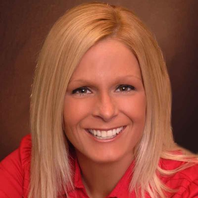 Profile Picture of Aimee Davison (@RealtorAimeeD) on Twitter