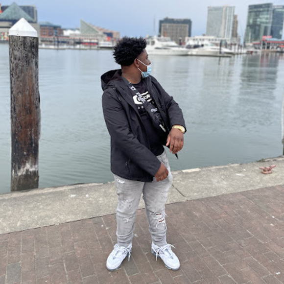 Darnell Dorsey - Poshmark Profile Picture of Darnell Dorsey (@darnell17dorsey) on Poshmark