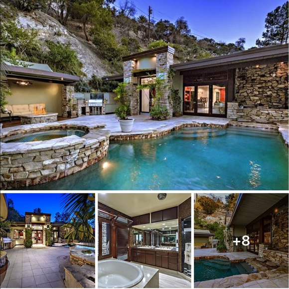 Profile Picture of Aj Thompson (@byrd924) on Poshmark