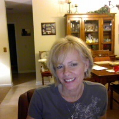 Profile Picture of Barbara Duncan (@bsmilin77) on Twitter