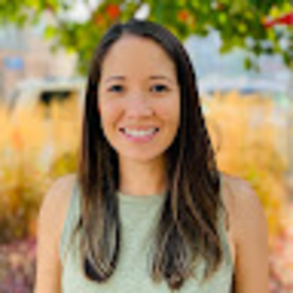 Profile Picture of Kk Devuyst (@kristenhuang7) on Poshmark
