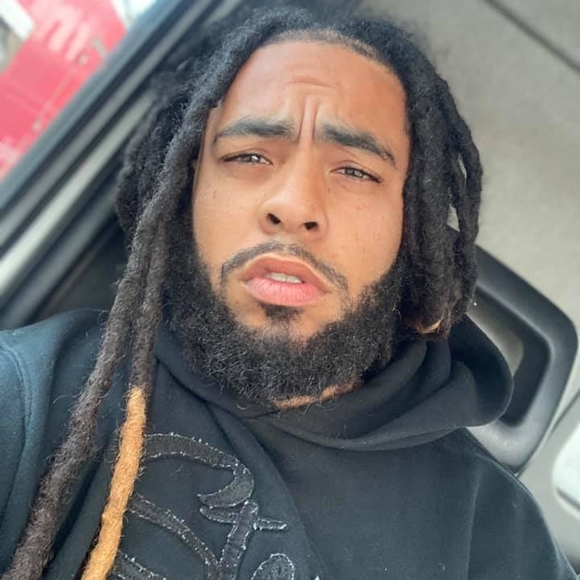 Profile Picture of Apollo Lavoughn (@niyairmccollum2) on Poshmark