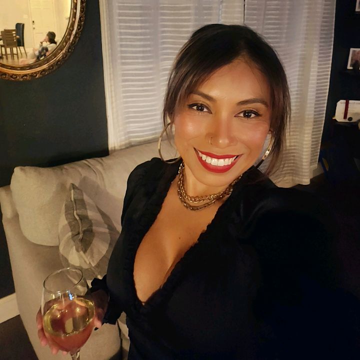 Profile Picture of Lucinda Holt (@@lucindaholt) on Tiktok