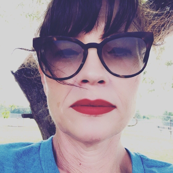 Profile Picture of Kim Cramer randolph (@javamama08) on Poshmark