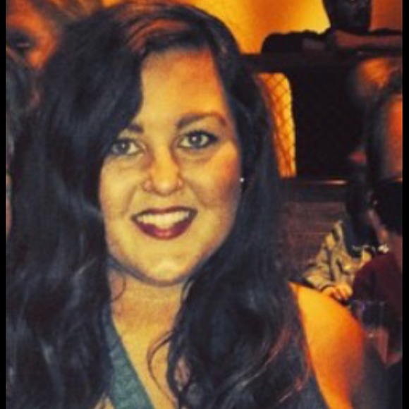 Profile Picture of Dannielle Ferrone (@d_ferrone) on Poshmark