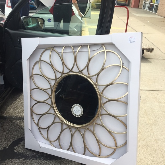 Profile Picture of Kimberly Barendt (@kimberly3535) on Poshmark