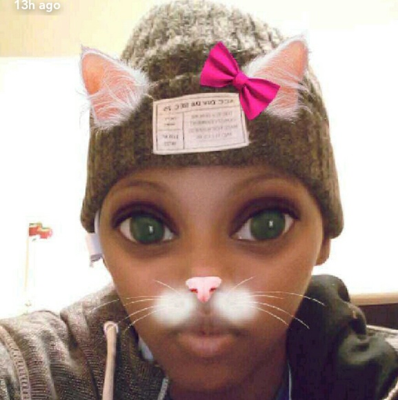 Profile Picture of Tane Batemon (@tbatemon) on Poshmark