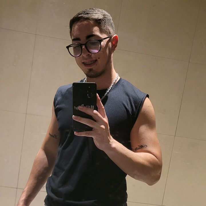 Profile Picture of Daniel Perovich (@@danielperovich) on Tiktok