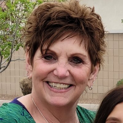 Profile Picture of Sherri Singleton (@sher_Bear0526) on Twitter