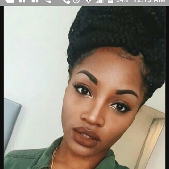 Profile Picture of Janna? Moore (@nae_xo12) on Poshmark