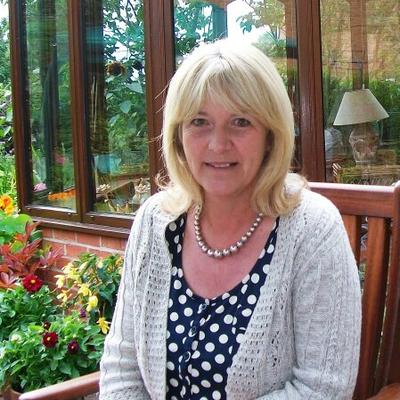 Profile Picture of Sue Lees (@SueFieldMill) on Twitter