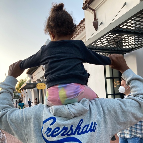 Profile Picture of Al Eltom (@aleltom) on Poshmark