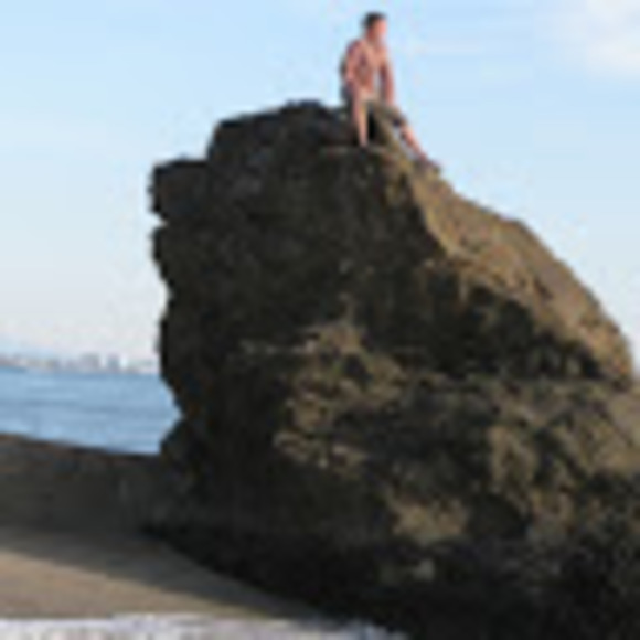 Profile Picture of Joe Jaeckels (@jmjaeckels) on Poshmark