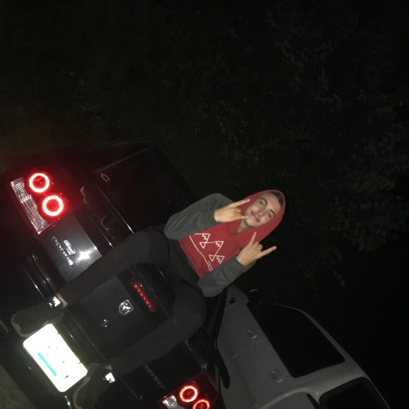 Profile Picture of Lucius Velazquez (@lucius23) on Poshmark