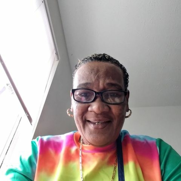 Profile Picture of Vinesha Williams (@vinesha_w) on Poshmark
