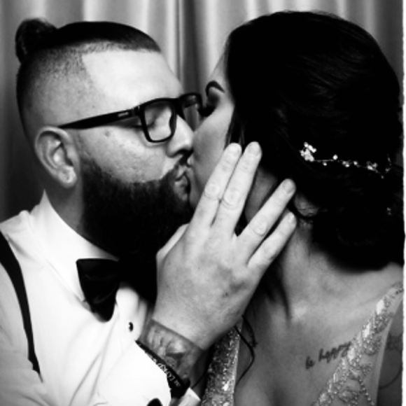 Profile Picture of Julian Pedroza (@julian_pedroza) on Poshmark