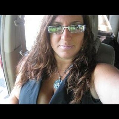 Profile Picture of Lisa Michell (@831rascalflatts) on Twitter