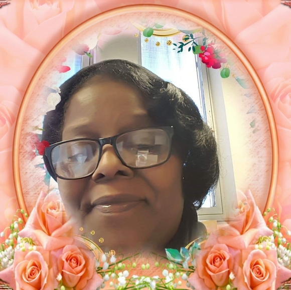 Profile Picture of Phyllis Coleman (@pjhere) on Poshmark