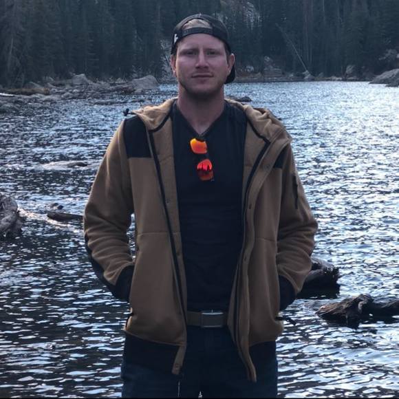 Tyler Abadie - Poshmark Profile Picture of Tyler Abadie (@tylerrebs80) on Poshmark