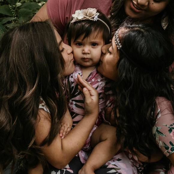 Profile Picture of Mariela baez Daniel flores (@marielaaa09) on Poshmark