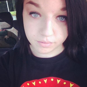 Profile Picture of Haley Early (@hhaalleeyymarie) on Myspace