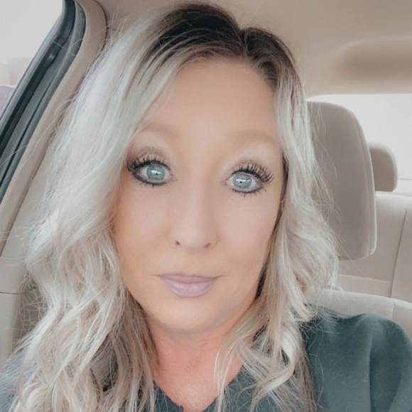 Profile Picture of Charise Hymas (@reese71) on Poshmark