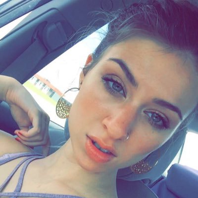 Profile Picture of Kayla Vanderpool (@Kevanderpool) on Twitter